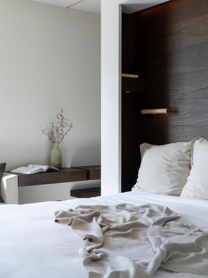 The Hotel Britomart Auckland Kültér fotó A bedroom